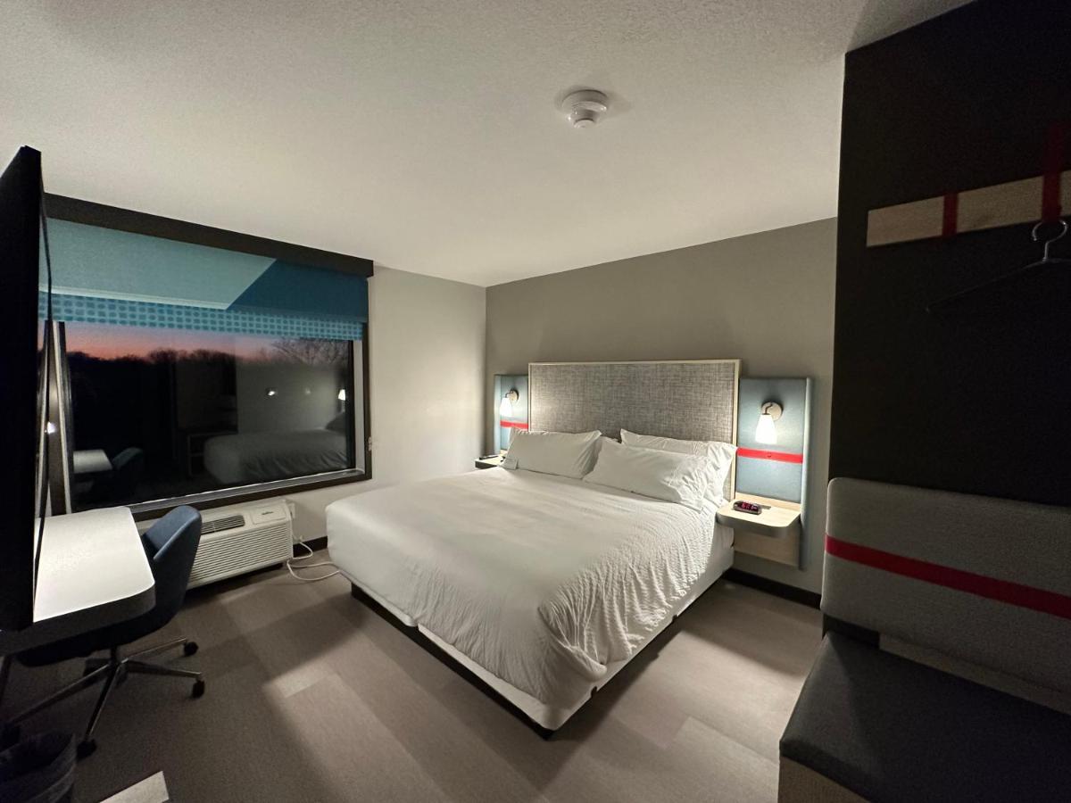 Avid Hotels - Fort Wayne North By Ihg Room photo